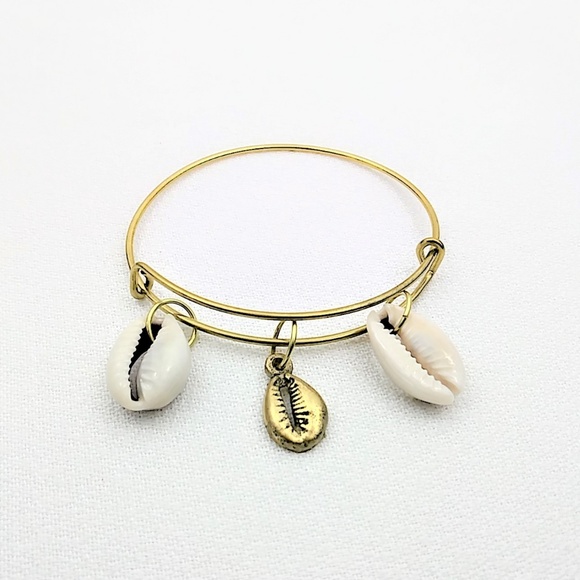 Jewelry - Brass Cowrie Shell ~ Charm Bracelet